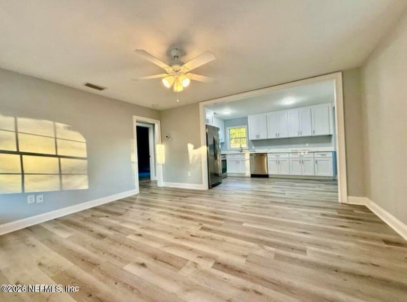 1745 Hilltop Blvd, Jacksonville, FL 32246