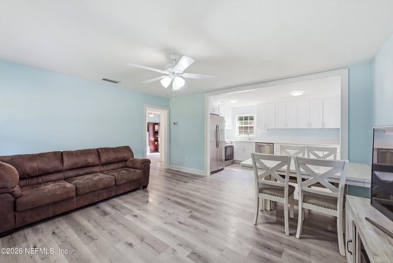 1745 Hilltop Blvd, Jacksonville, FL 32246