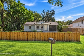 1745 Hilltop Blvd, Jacksonville, FL 32246