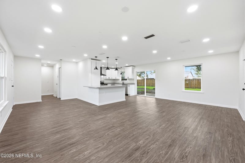 1745 Laura Ann Ln, Orange Park, FL 32073