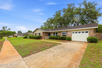 1745 Laura Ann Ln, Orange Park, FL 32073