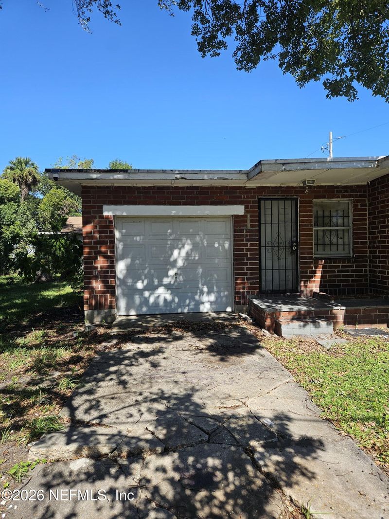 1746 Spires Ave, Jacksonville, FL 32209