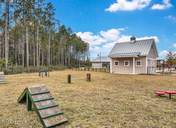 175 Lake Frances Dr, St Augustine, FL 32092