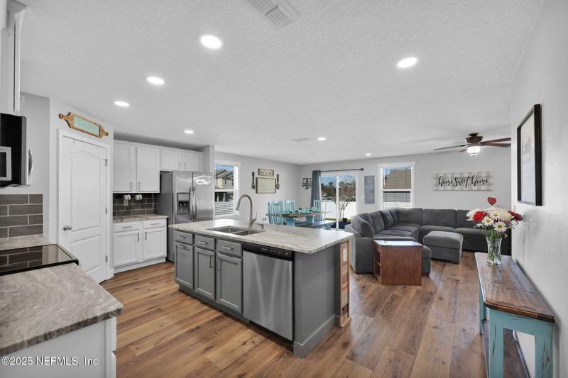 1757 Eagle View Way, Middleburg, FL 32068