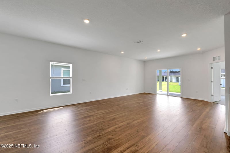 1758 Trainors Way, Jacksonville, FL 32218