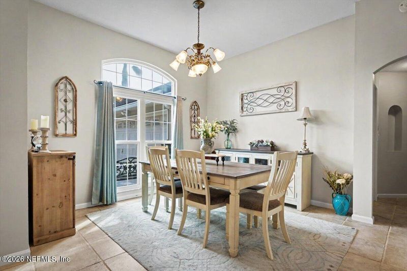 1760 Aston Hall Dr E, Jacksonville, FL 32246