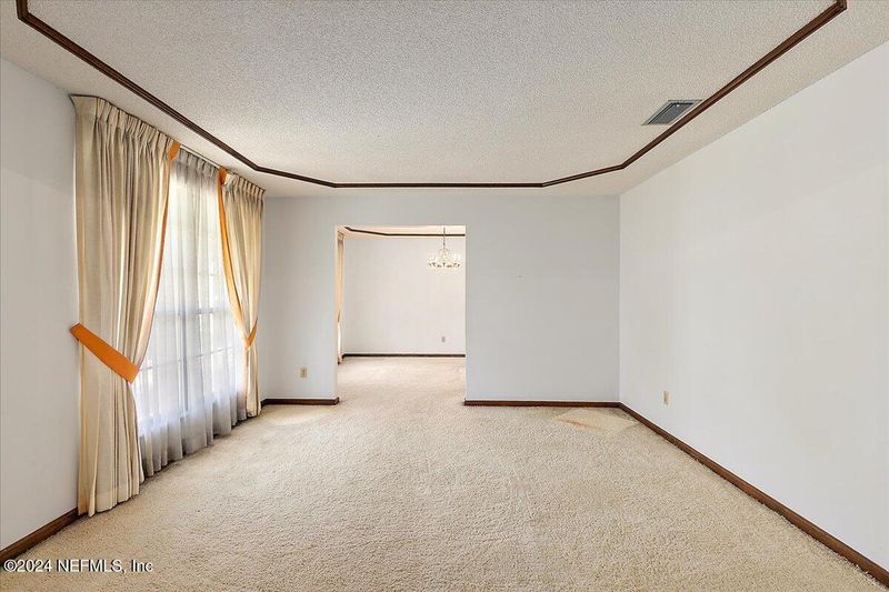 1765 Gumtree Dr, Orange Park, FL 32073