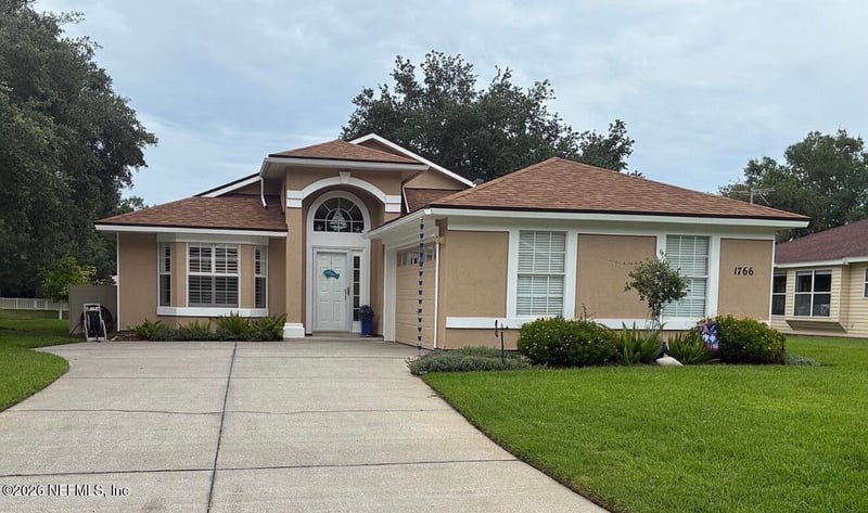 1766 Moss Creek Dr, Fleming Island, FL 32003