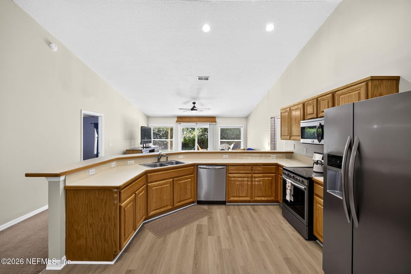 177 Johns Glen Dr, Jacksonville, FL 32259