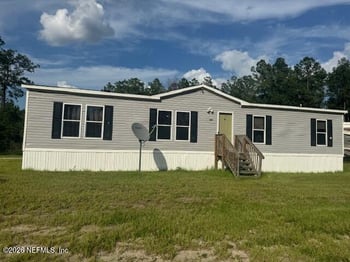 17781 Anne Rd, Glen St Mary, FL 32040