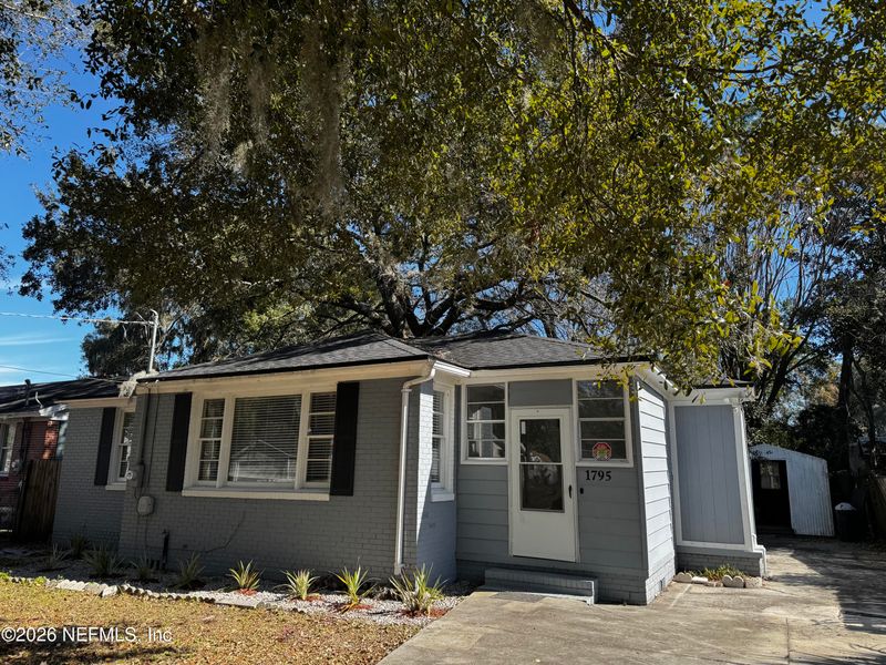 1795 Bartram Cir W, Jacksonville, FL 32207