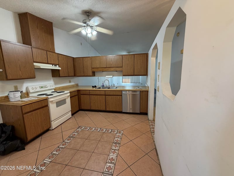 1796 Killarn Cir, Middleburg, FL 32068