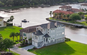 18 Spinaker Cir, Palm Coast, FL 32137