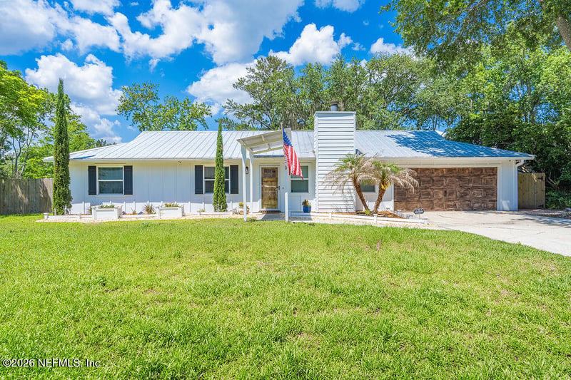 180 Cockatiel Dr, Jacksonville, FL 32225