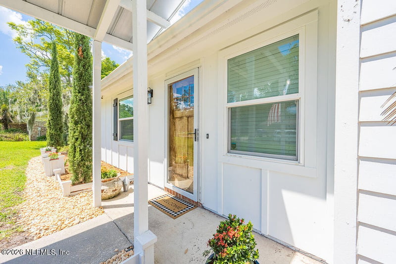 180 Cockatiel Dr, Jacksonville, FL 32225