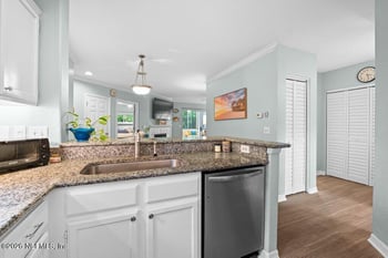 1800 The Greens Way #507, Jacksonville Beach, FL 32250