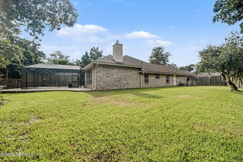 1803 Sentry Oak Ct, Fleming Island, FL 32003