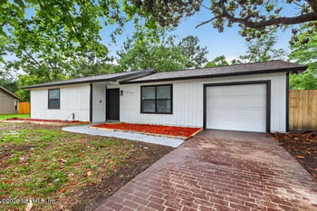 1807 Shannon Lake Dr, Middleburg, FL 32068