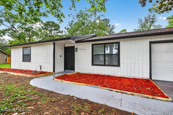 1807 Shannon Lake Dr, Middleburg, FL 32068
