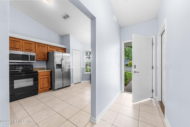 1811 Dahlia Ct, Middleburg, FL 32068