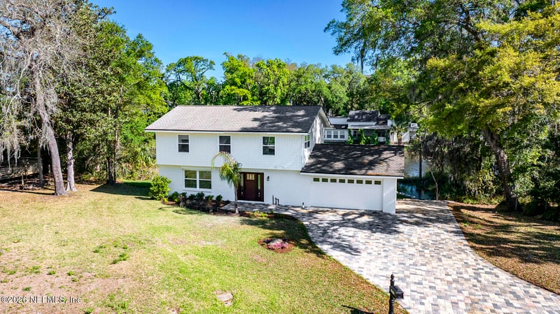 1811 Twelve Oaks Ln N, Neptune Beach, FL 32266