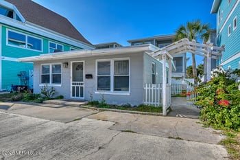 1812 Ocean Dr S, Jacksonville Beach, FL 32250