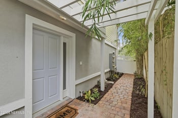 1813 2nd St N, Jacksonville Beach, FL 32250