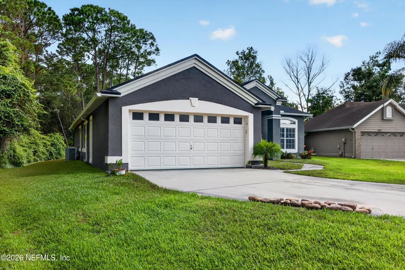 1820 Burgess Hill Dr E, Jacksonville, FL 32246