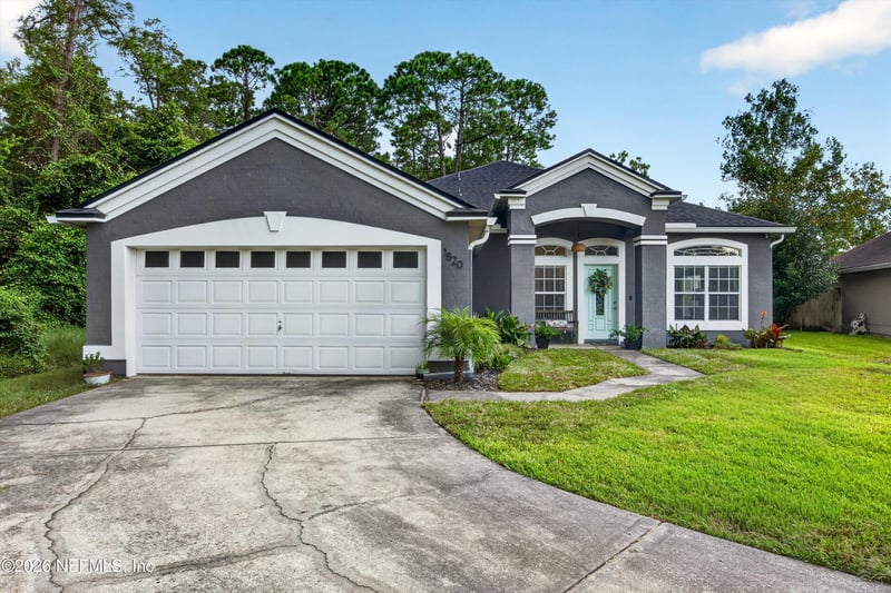 1820 Burgess Hill Dr E, Jacksonville, FL 32246