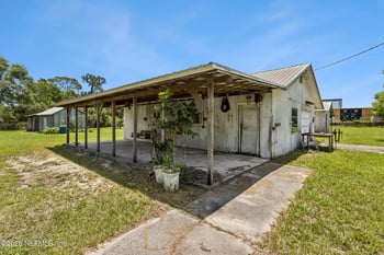 1826 Faye Rd, Jacksonville, FL 32218