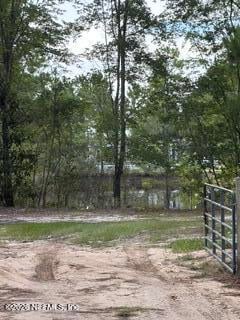 18285 Broken Arrow Rd, Hilliard, FL 32046