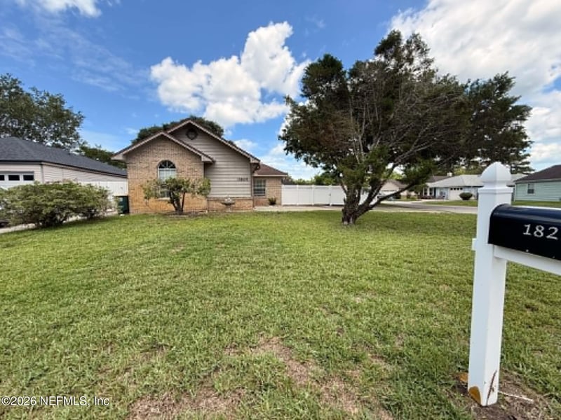 1829 Ashmore Green Dr, Jacksonville, FL 32246