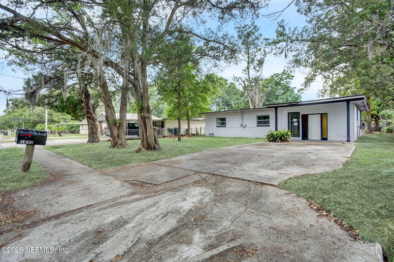 1830 Brookview Dr S, Jacksonville, FL 32246