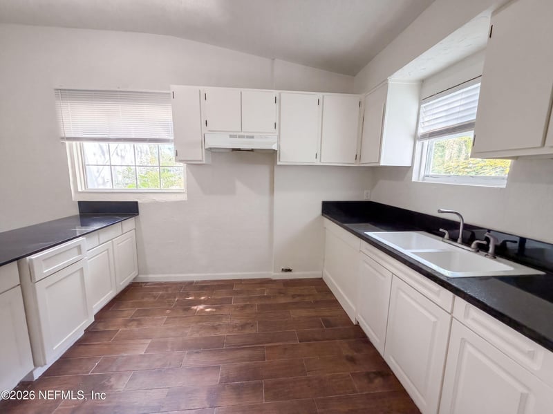 1834 Brooker Rd, Jacksonville, FL 32207