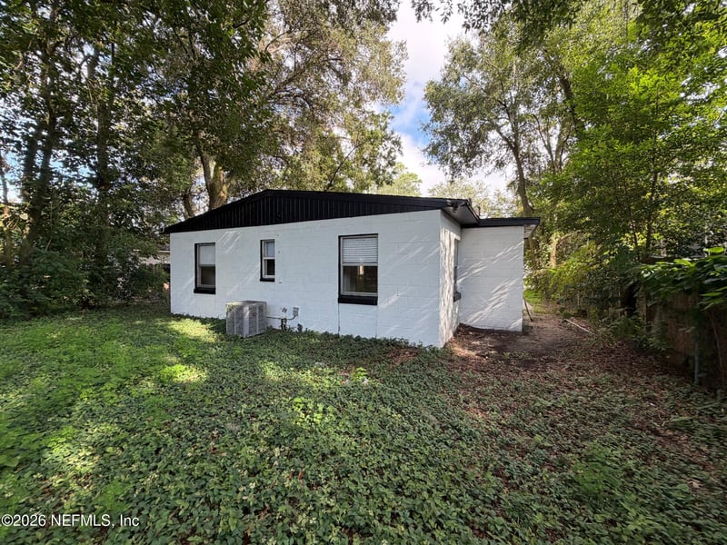 1834 Brooker Rd, Jacksonville, FL 32207