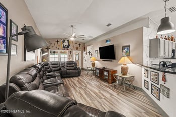1838 Creekview Dr, Green Cove Springs, FL 32043