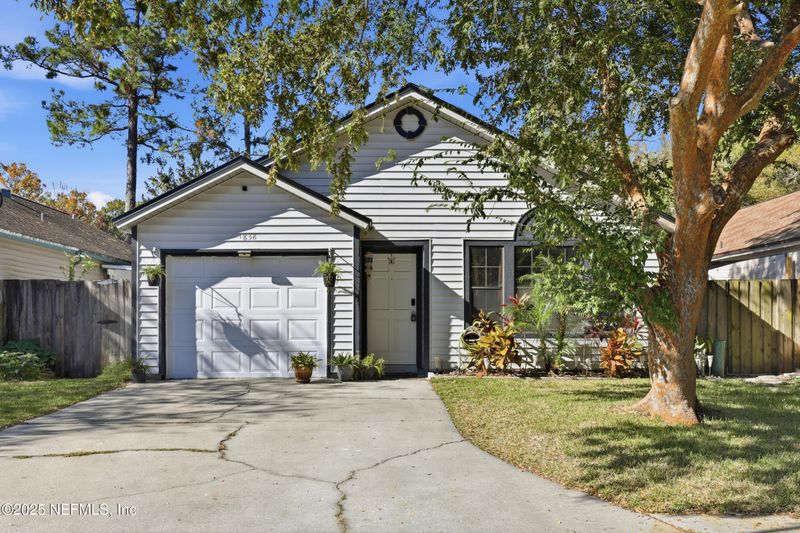 1838 Quebec Ct, Middleburg, FL 32068