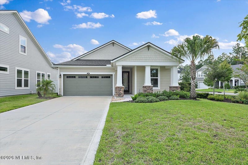 184 Oak Shadow Pl, St Johns, FL 32259