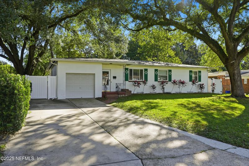 1859 Ector Rd, Jacksonville, FL 32211