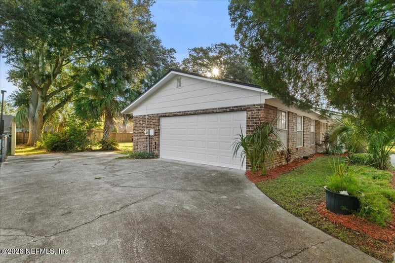 186 Foxridge Rd, Orange Park, FL 32065