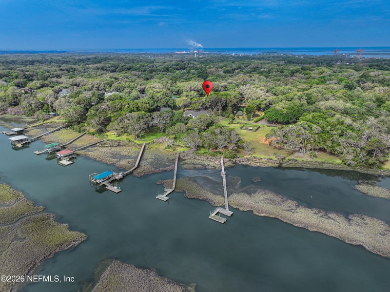 1860 Highland Dr, Fernandina Beach, FL 32034