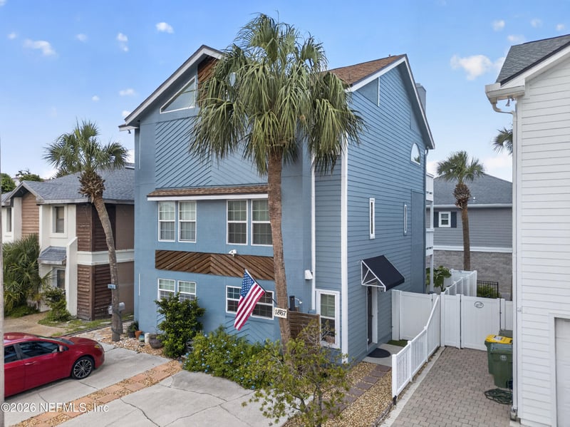 1867 S 2nd St S, Jacksonville Beach, FL 32250