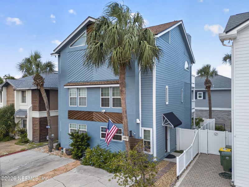 1867 S 2nd St S, Jacksonville Beach, FL 32250