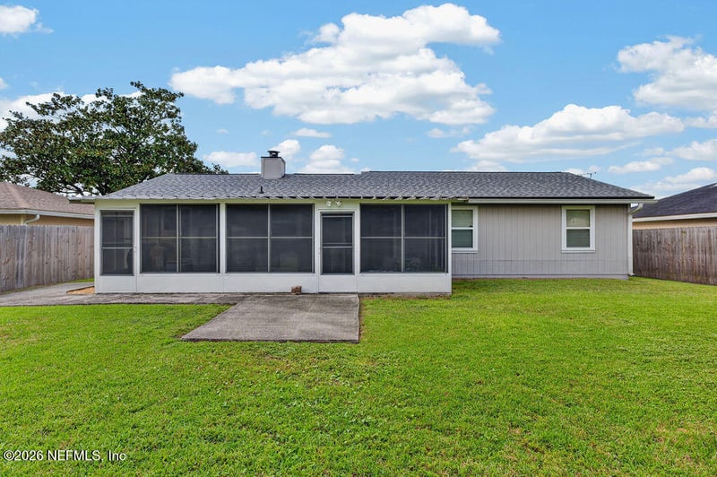 1870 Shannon Lake Dr, Middleburg, FL 32068