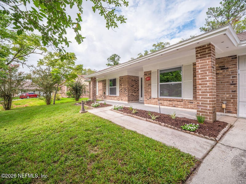 1877 Aba Dr, Orange Park, FL 32073