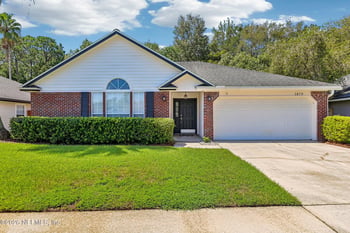 1879 Harbor Island Dr, Fleming Island, FL 32003