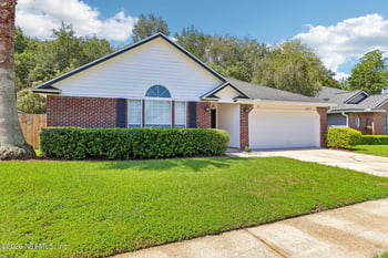 1879 Harbor Island Dr, Fleming Island, FL 32003
