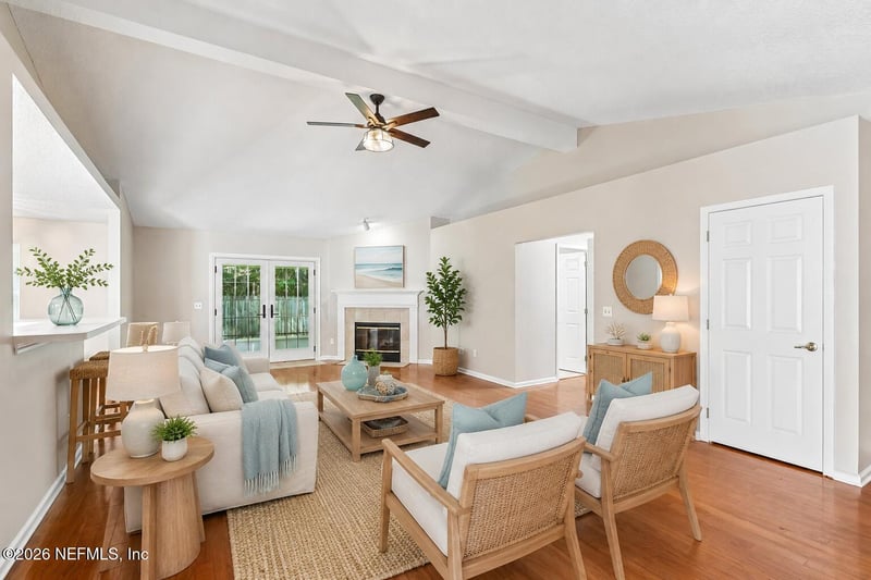 1879 Harbor Island Dr, Fleming Island, FL 32003