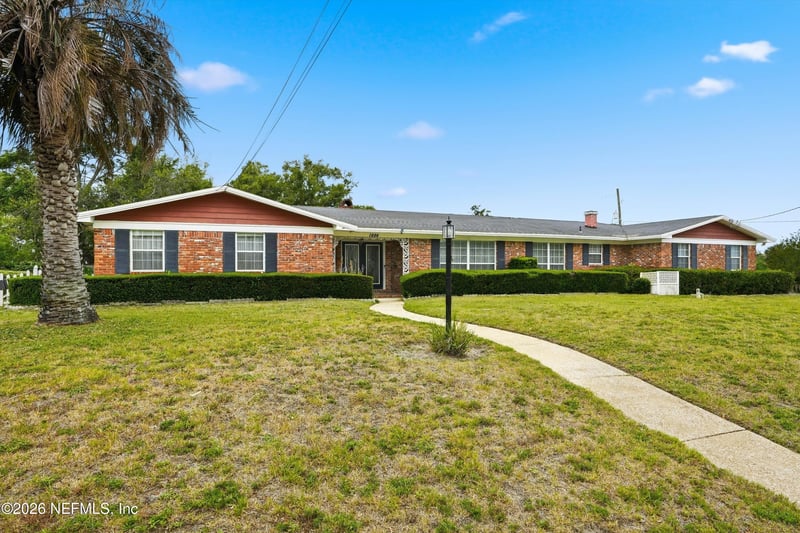 1884 Parkcrest Dr, Jacksonville, FL 32211