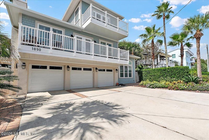 1890 Beach Ave, Atlantic Beach, FL 32233